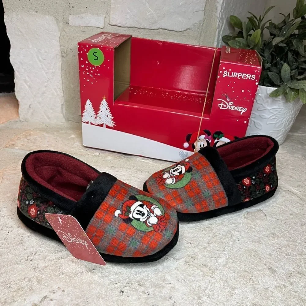 Disney Mickey Mouse slippers sz small